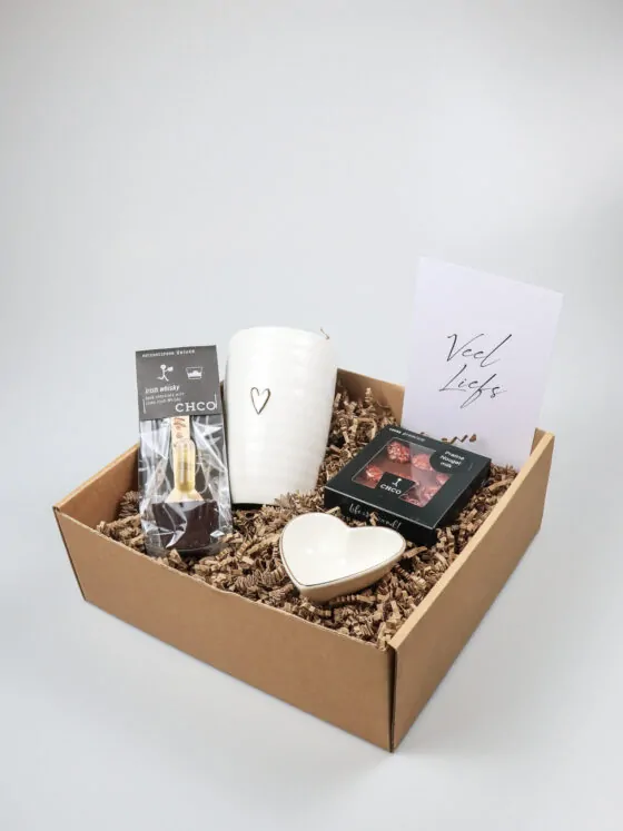 Cadeaupakket Veel Liefs – Warm & Liefdevol Cadeau met Zusss Mok en Chocolade