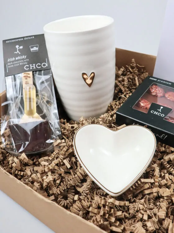 Cadeaupakket Veel Liefs – Warm & Liefdevol Cadeau met Zusss Mok en Chocolade