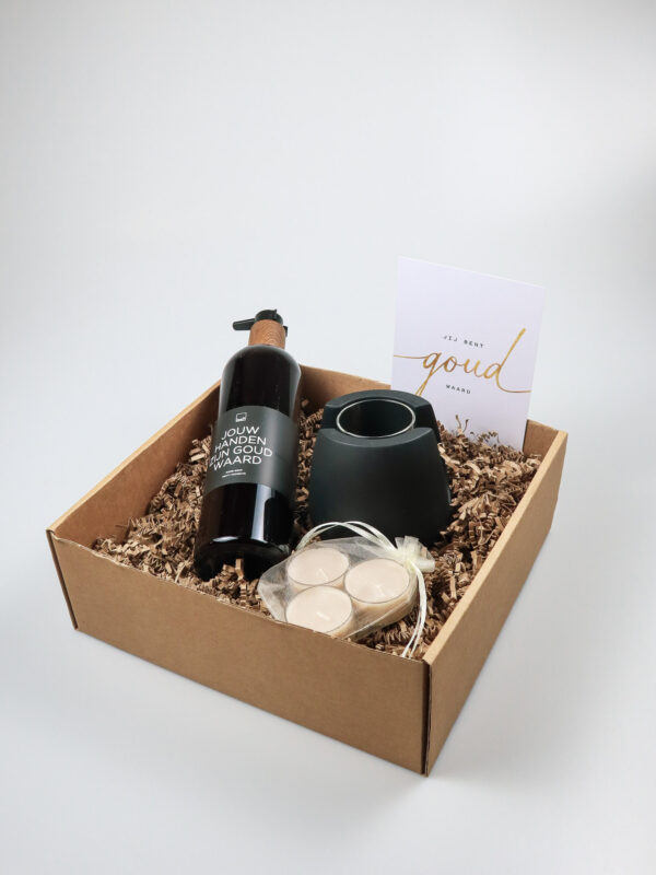 Cadeaupakket Jij bent goud waard – luxe verwenpakket met handzeep en kaarsen