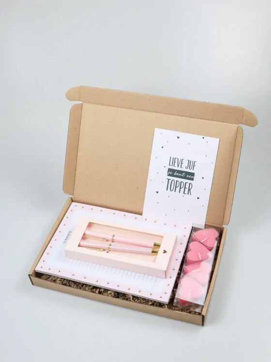 Brievenbus cadeau voor de liefste juf – klein gebaar met grote waardering Brievenbus cadeau voor de liefste juf – klein gebaar met grote waardering