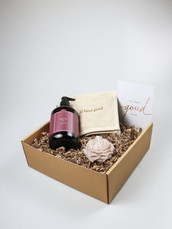Cadeaupakket Jij Bent Goud Waard – Handzeep, gastendoekje & sojakaars
