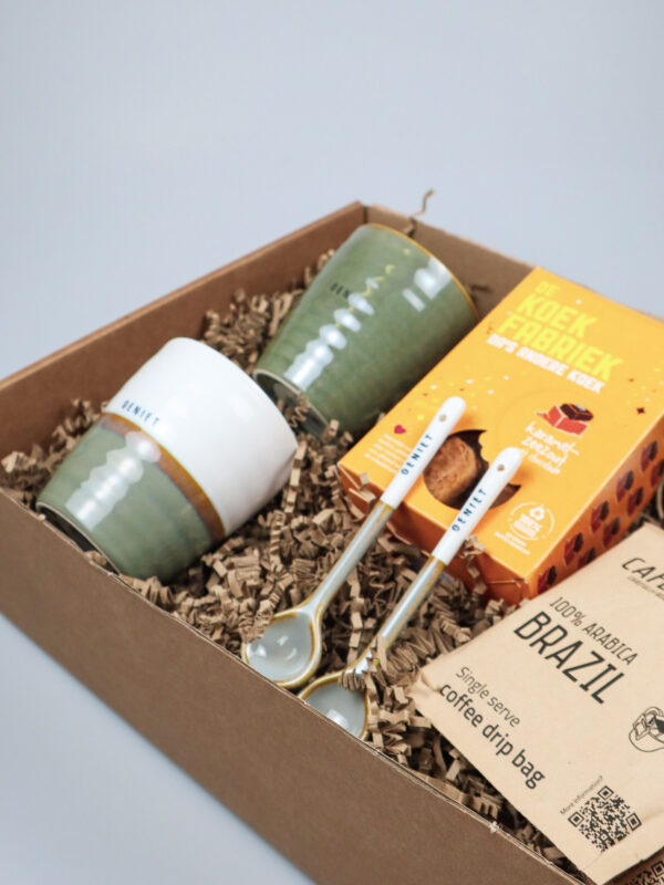 Cadeaupakket van harte gefeliciteerd - Met koffie mokken