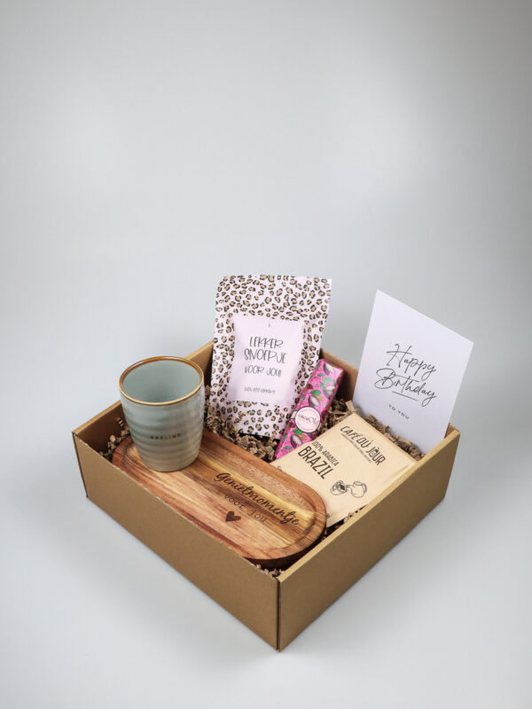 Cadeaupakket Happy Birthday met Zusss koffie moment