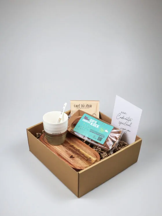 zusss mok met koekjes-3 Cadeaupakket speciaal voor jou - Zusss koffie mok