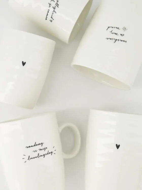 Zusss koffiemok - hartjes zwart/wit