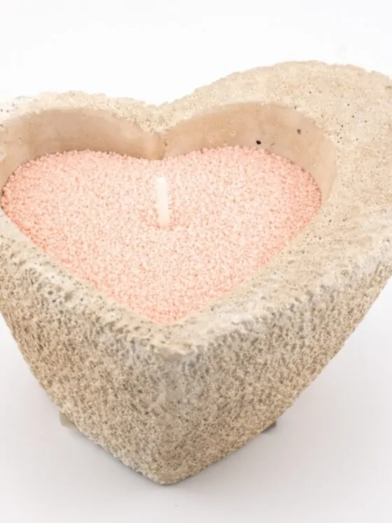 Kaarsenzand zachtroze 250gr met 8 lonten