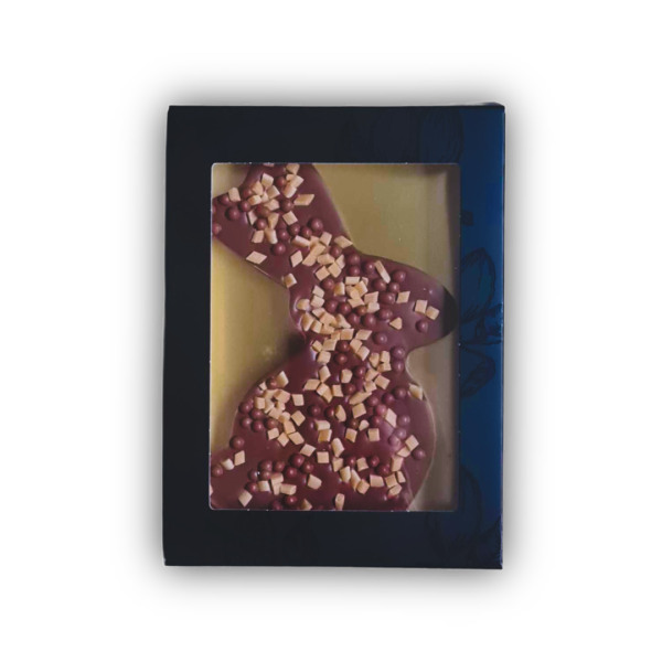 Chocolade paashaas met karamel - melk in geschenkdoos Chocolade paashaas met karamel - melk in geschenkdoos