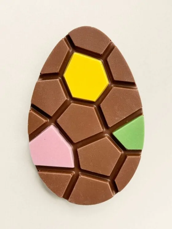 Chocolade paasei - melk in verzenddoos