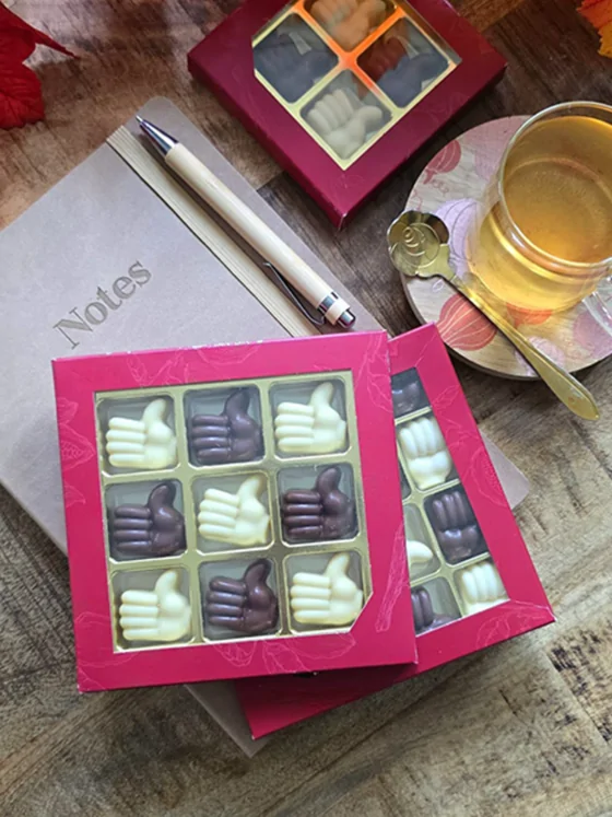 Chocolade duimpje wit - geschenkdoos 16 stuks