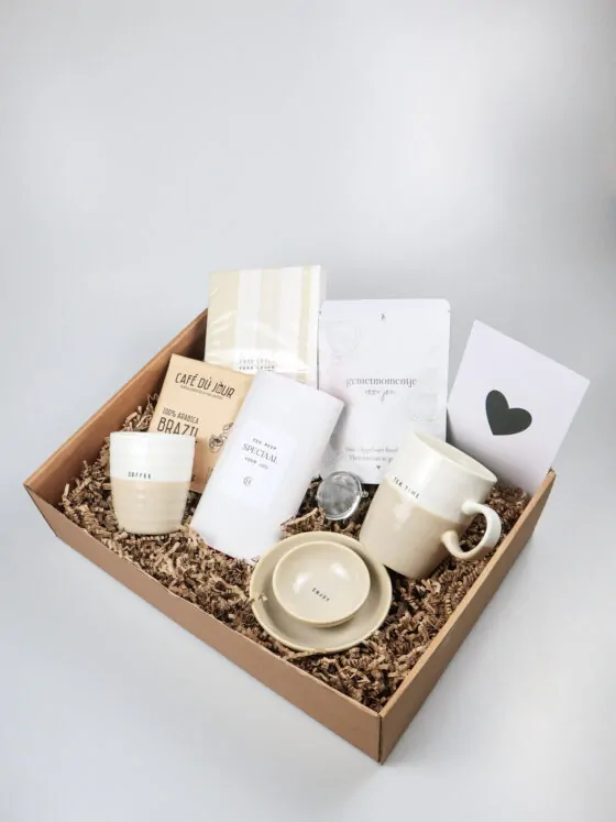 Cadeaupakket Genietmomentje met Thee, Koffie en Zusss Servies