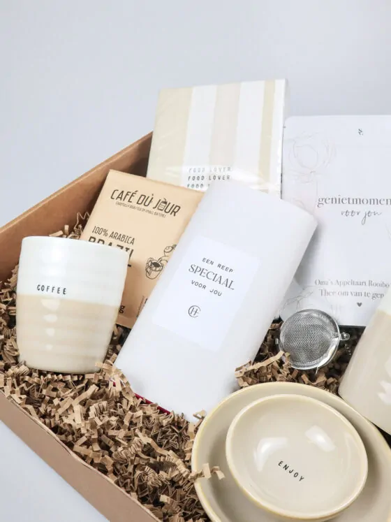 Cadeaupakket Genietmomentje met Thee, Koffie en Zusss Servies