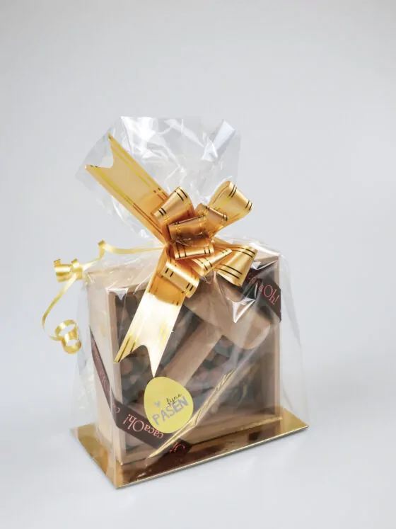 Luxe cadeauzak pasen chocolade hamerbox - CacaOh! hazelnoot