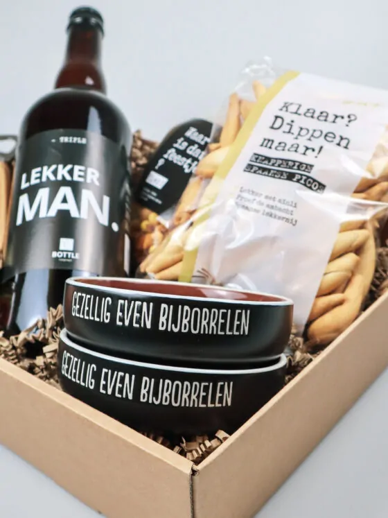 Cadeauschaal Lekker Man met speciaalbier en hapjes