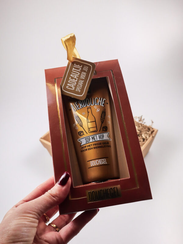 Cadeauschaal Man met Bierdouche - Stoer Cadeau voor Mannen Cadeauschaal Man met Bierdouche - Stoer Cadeau voor Mannen