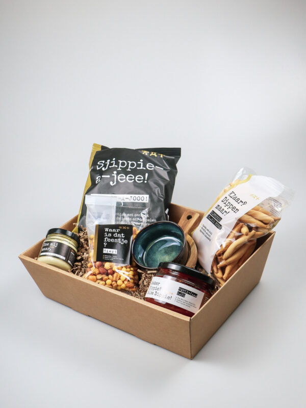 Cadeauschaal alcoholvrij borrelpakket met chips en dips