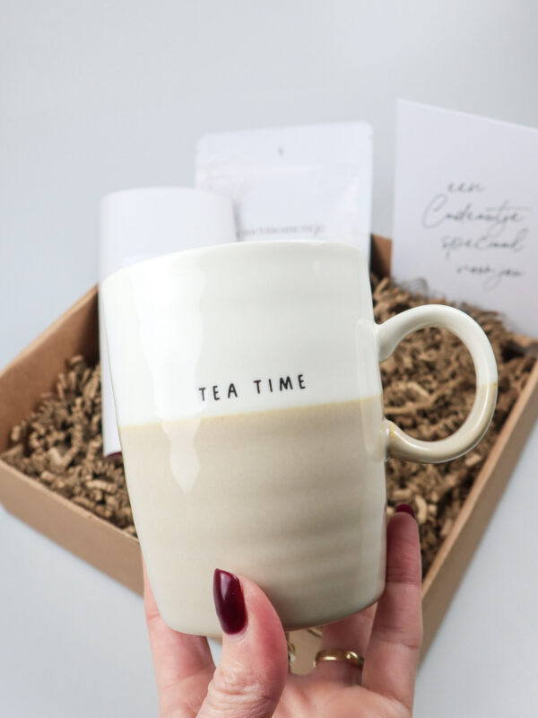 Cadeaupakket Tea Time met Zusss Mok, Thee en Chocolade