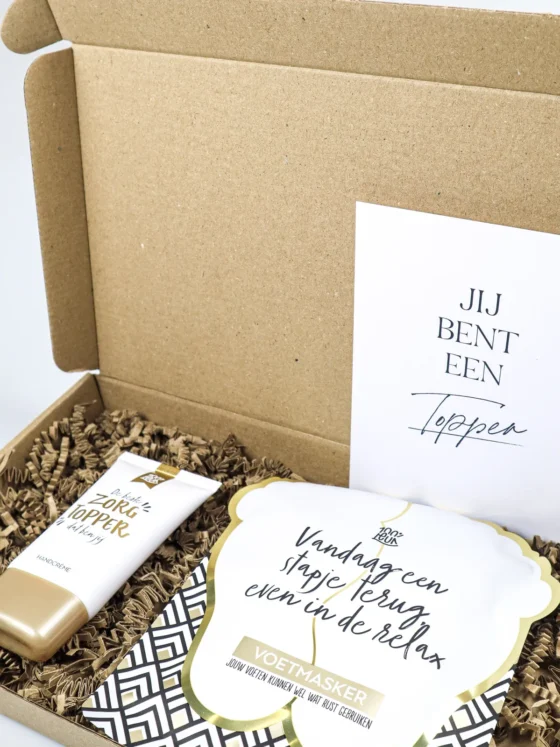 Brievenbuscadeau jij bent een topper met voetenmasker