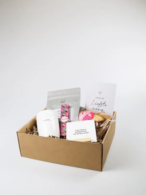 Cadeaupakket voor mama – verwenmoment met Zusss mok, lekkers en lieve boodschap